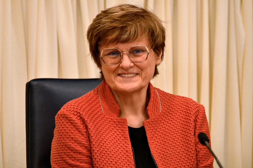 Featured image for Nobel Prize Winner's COVID Fight: A Tenacious Force and Beautiful Gift