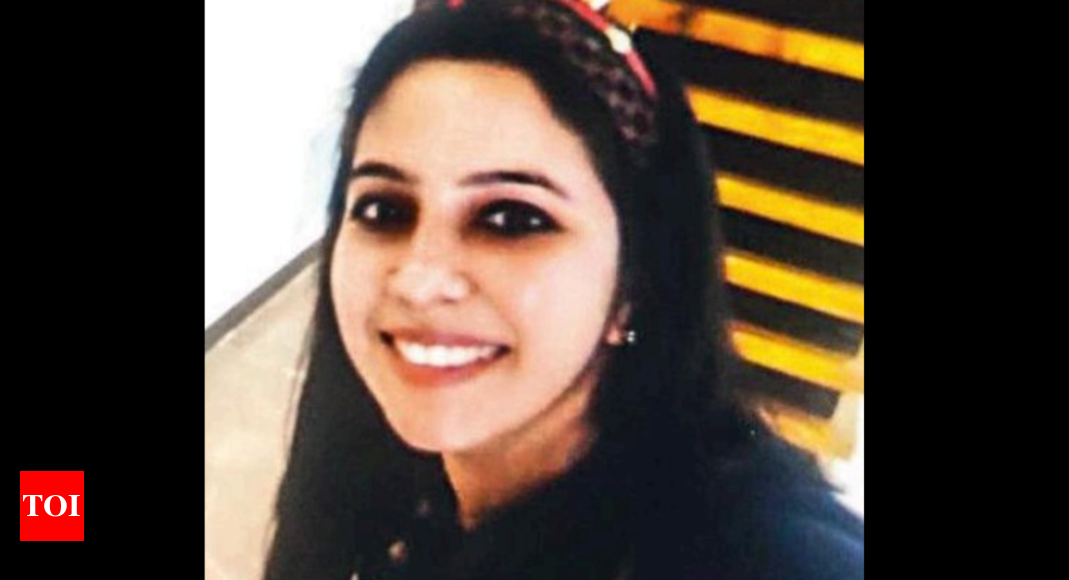 Electrocution Tragedy Strikes Woman at New Delhi Railway Station.