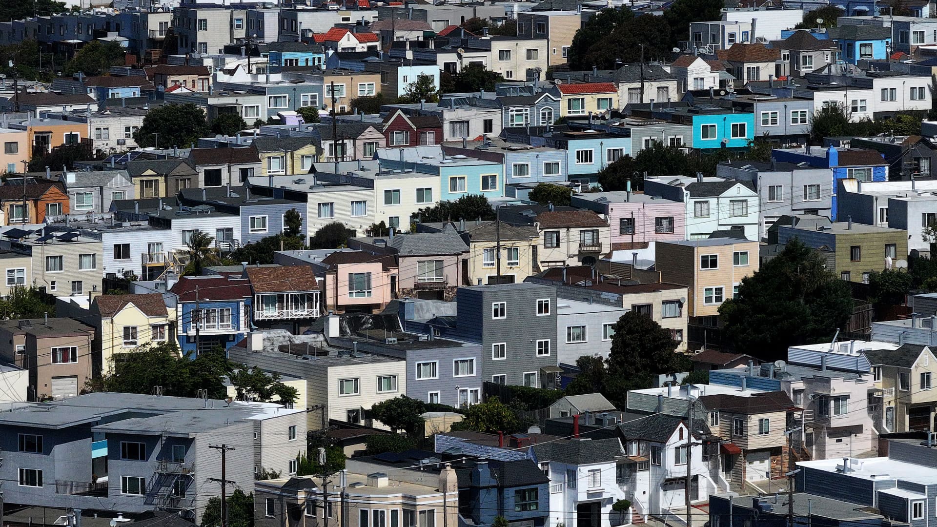 Featured image for US Mortgage Rates Remain Near 2025 Lows Despite Fed Rate Cut