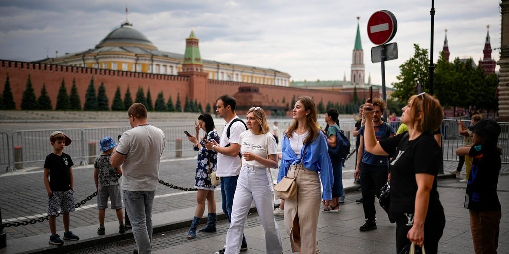 The Risks of Russia's Booming Economy and Wartime Spending