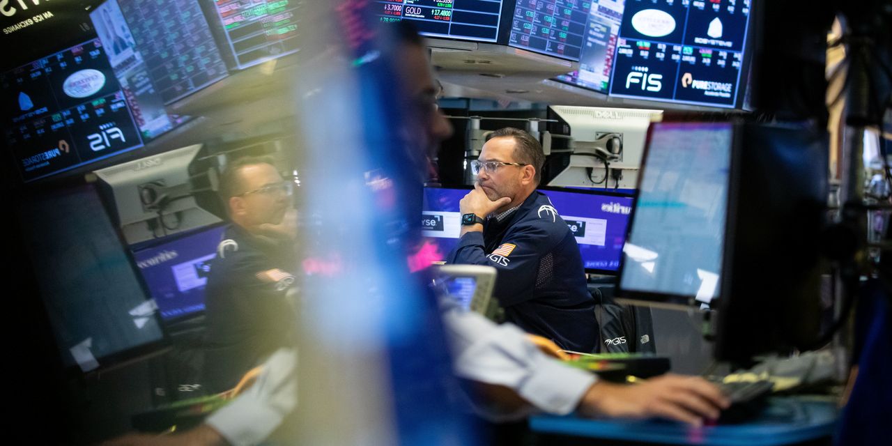 Debt-ceiling optimism boosts US stocks and global markets.