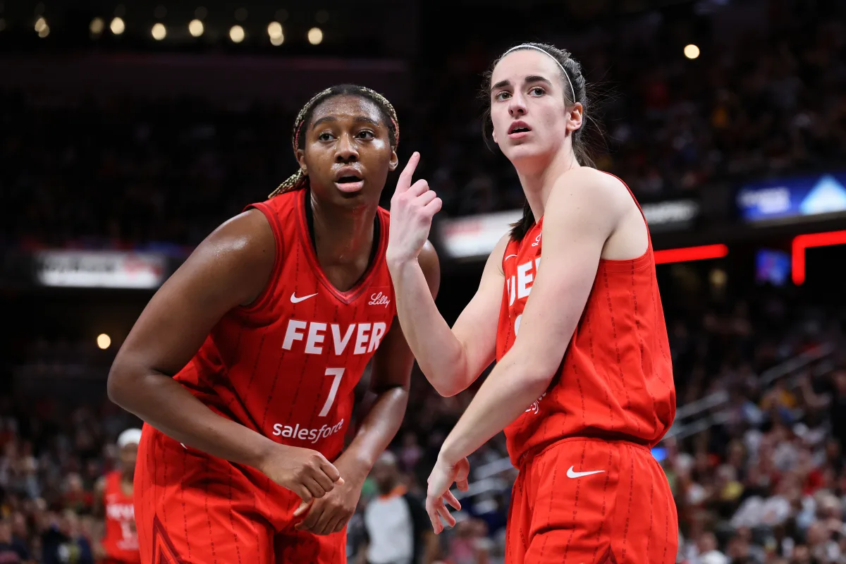 Fever Edge Sky 71-70 in Clark vs. Reese WNBA Debut
