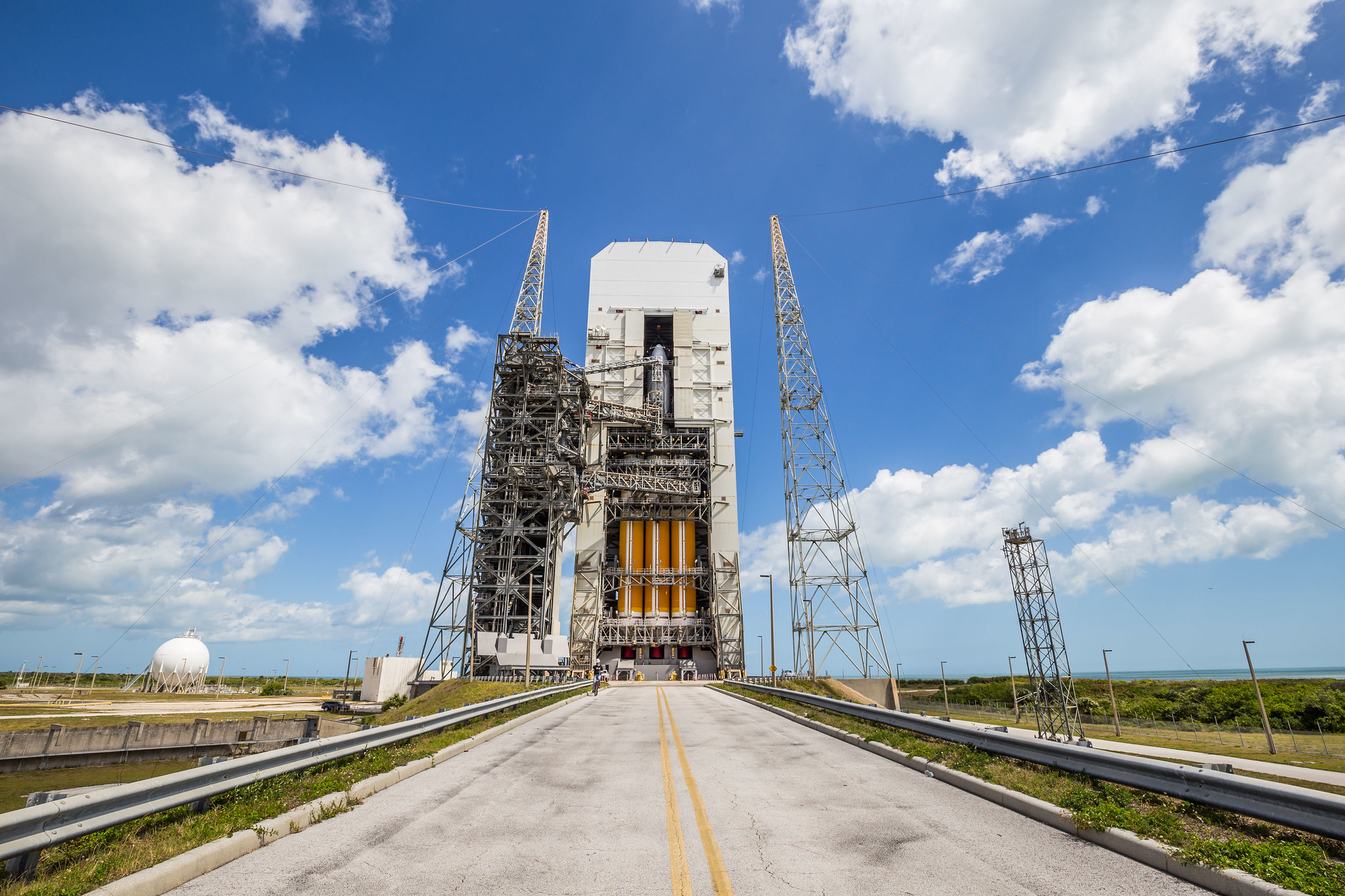 Penultimate Delta IV Heavy rocket launches classified NROL-68 mission.
