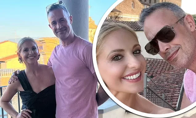 "Sarah Michelle Gellar and Freddie Prinze Jr. Capture Precious Family Moments in Florence"