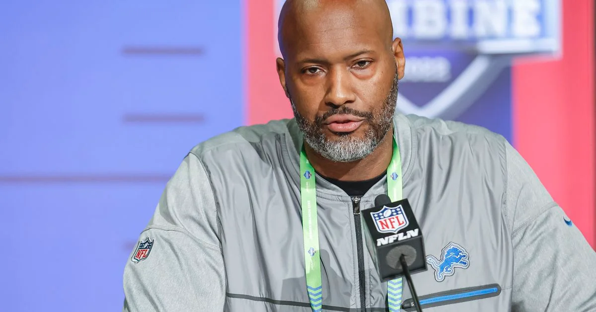 Insights from NFL GMs on player signings and team strategy.