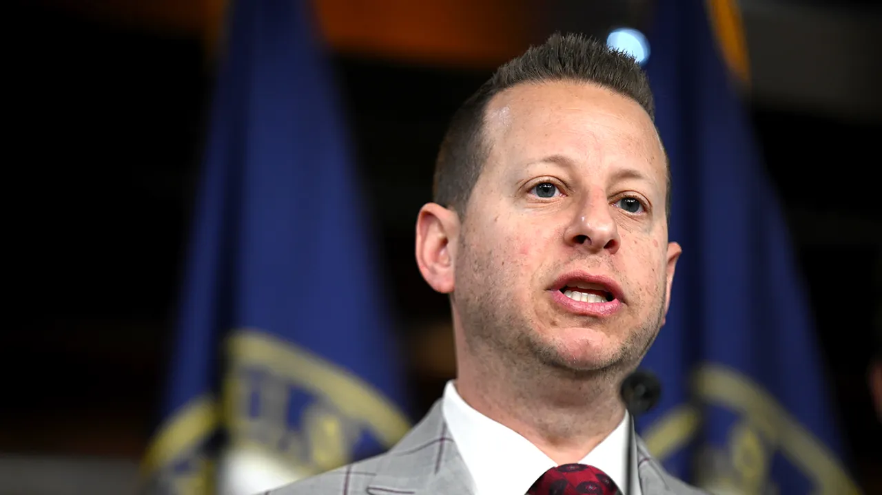 Featured image for "Trump's Controversial Comments Spark Backlash from Jewish Community"