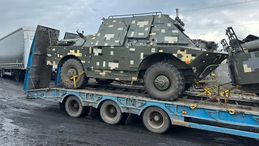 Featured image for Ukraine's Unconventional Armored Vehicles and Failed Weapons in Conflict with Russia
