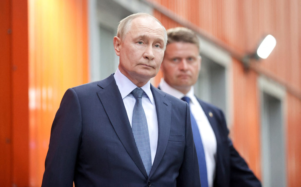 Ukraine and Russia Seek Renewed Peace Talks Amid Ongoing Conflict