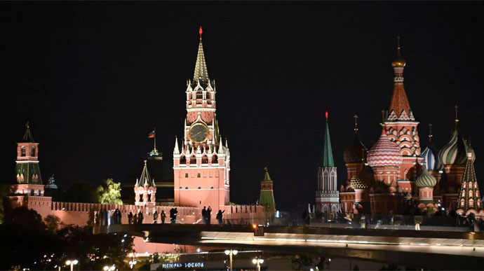 Kremlin urges West to pressure Ukraine for talks.