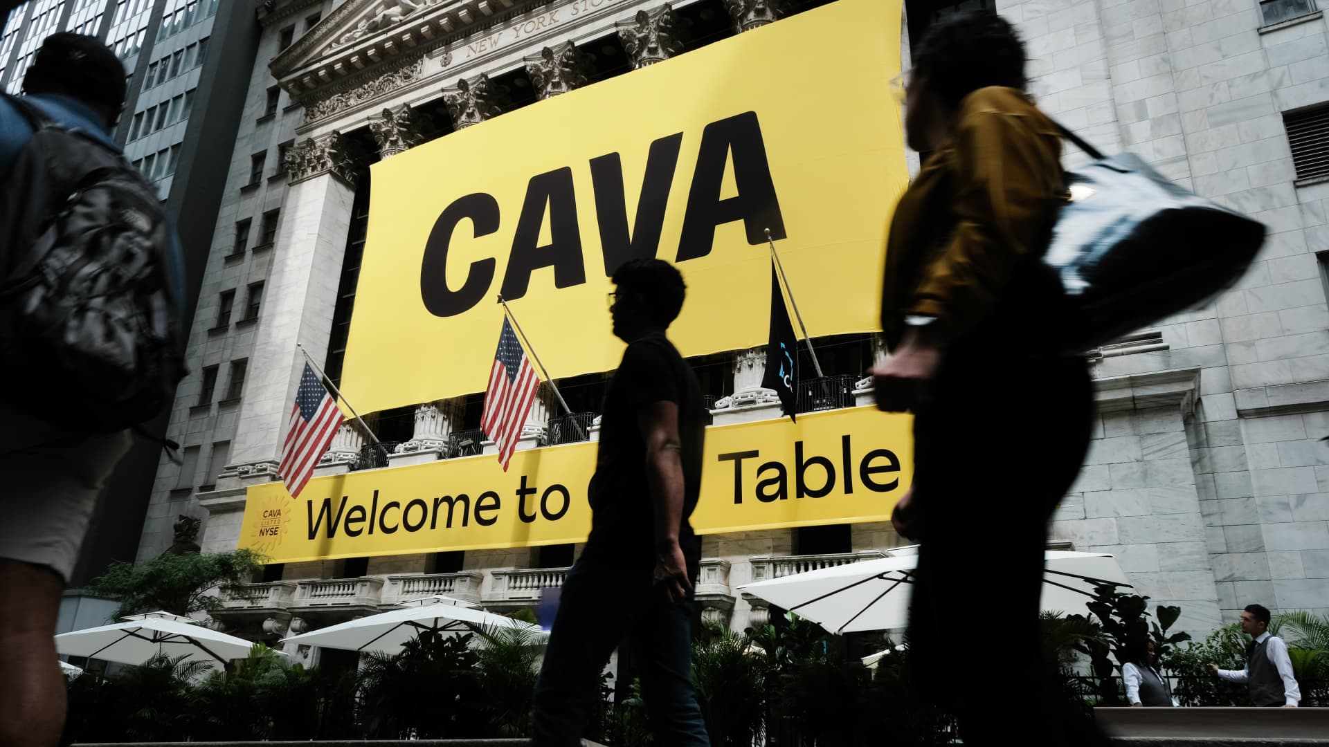 Featured image for "Cava's Early Earnings Release Sparks Stock Surge and Sales Soar"