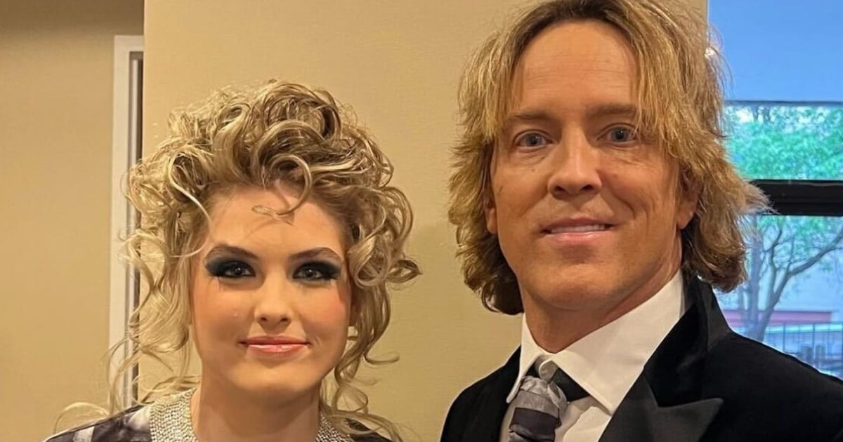 Featured image for Dannielynn Birkhead Honors Late Mom Anna Nicole Smith at Kentucky Derby Gala.