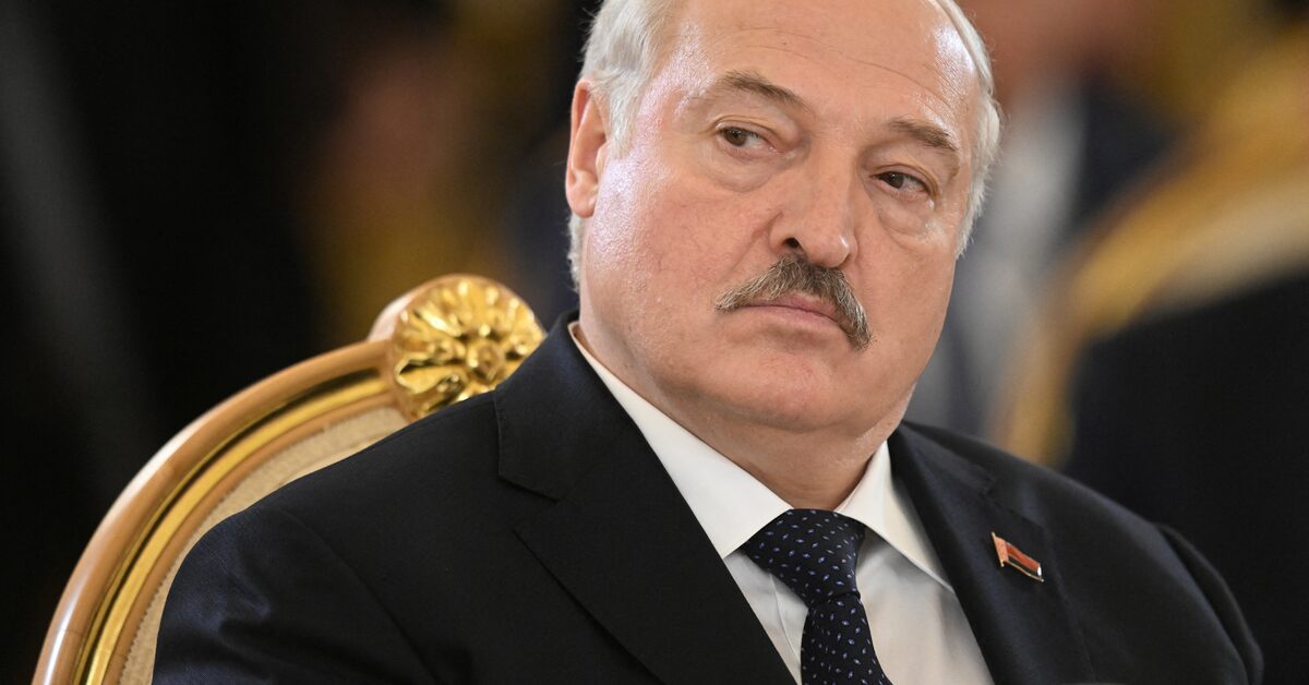 Belarusian President Offers Nuclear Weapons to Russian Allies