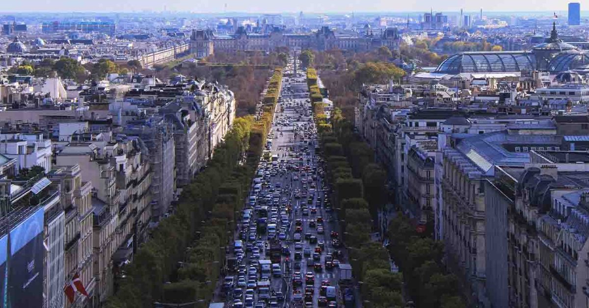 Featured image for Germany's Influence on EU's Combustion Engine Ban and E-Fuel Proposal