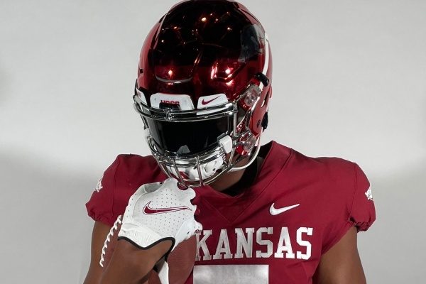 Top recruits show interest in Arkansas football program.