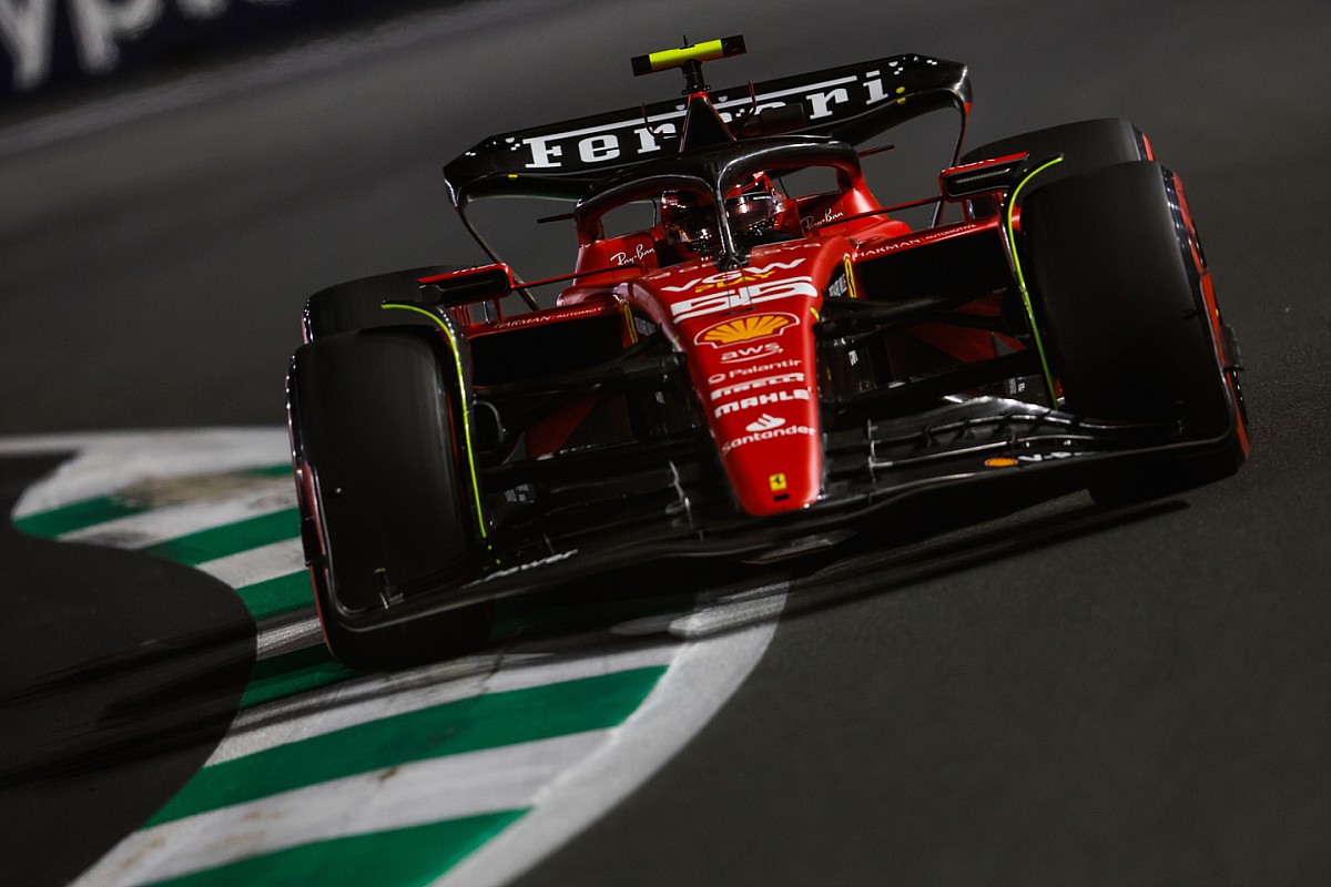 Sainz and Verstappen struggle in Saudi GP qualifying.
