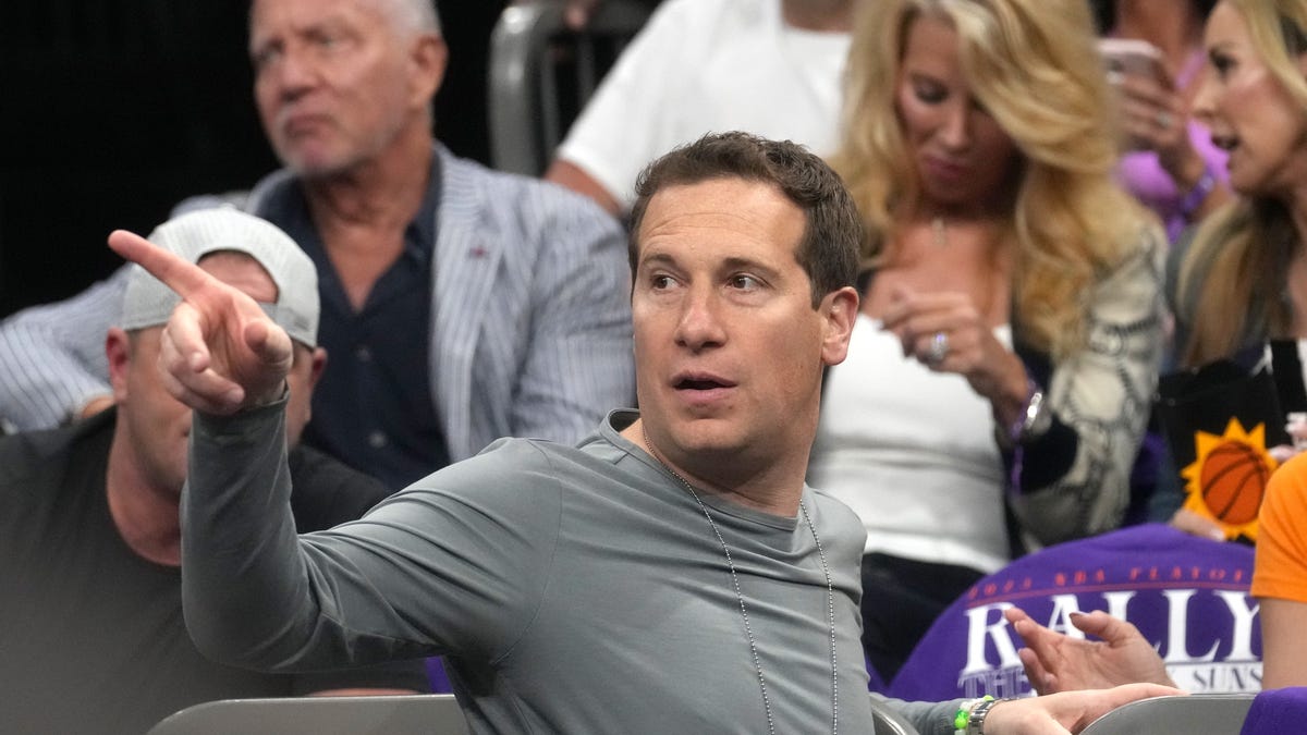 Featured image for Phoenix Suns' TV deal blocked by bankruptcy judge.