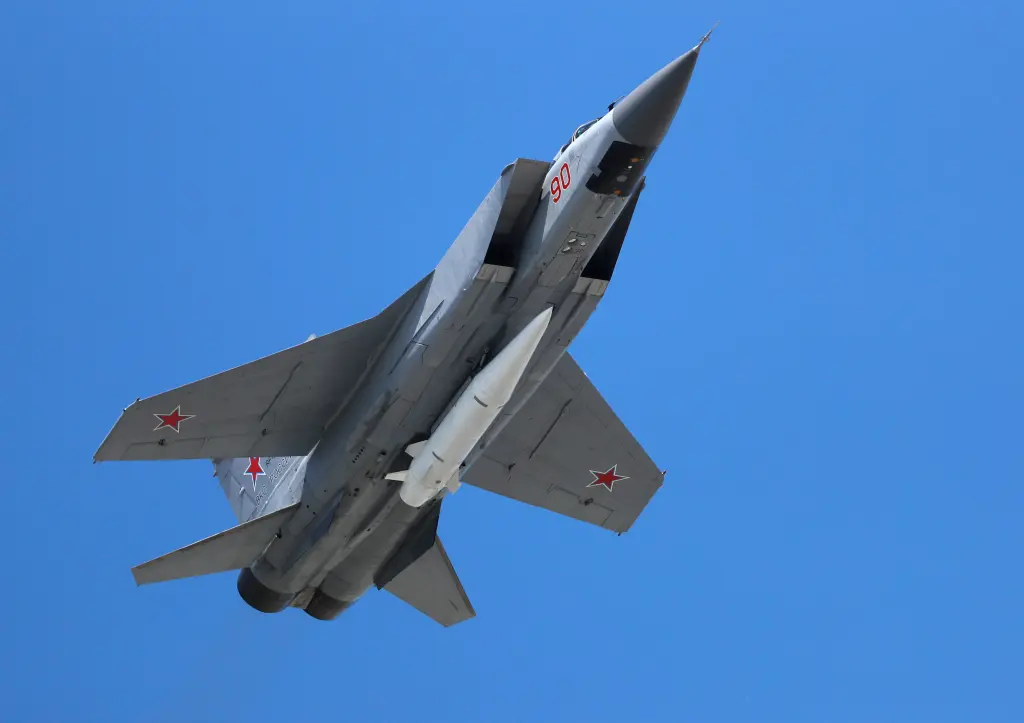 Ukraine successfully intercepts Russian hypersonic missile with US Patriot defense system.