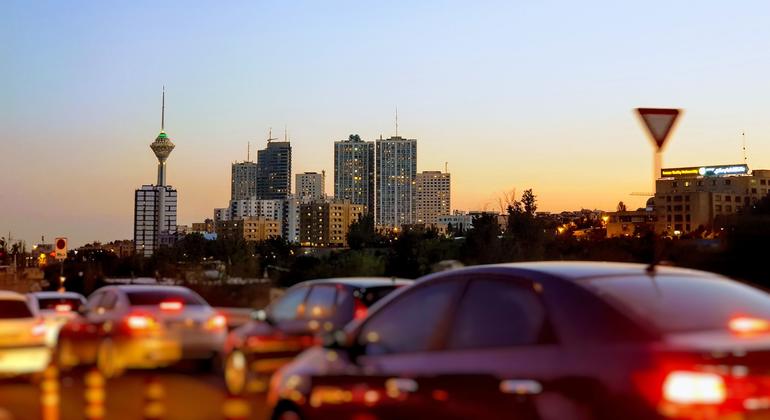 Featured image for Iran Protests Escalate Amid Rising Death Toll and Calls for Change