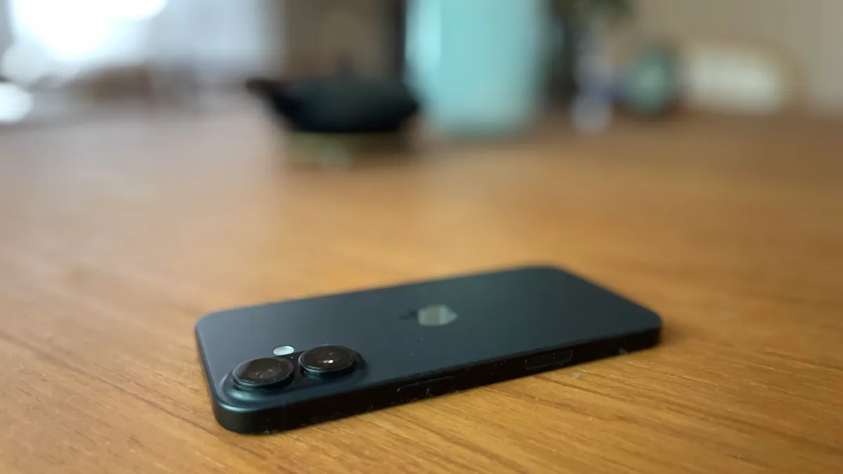 Featured image for Why You Should Always Place Your Phone Face Down on the Table