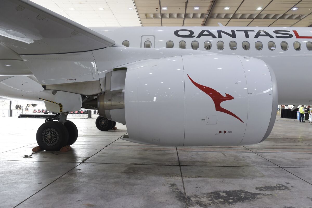 Featured image for Qantas Customer Data Leaked Online After Cyberattack