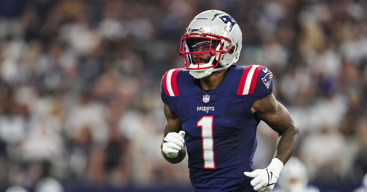 Featured image for "Patriots' DeVante Parker ruled out, leaving wide receiver position in trouble against Steelers"