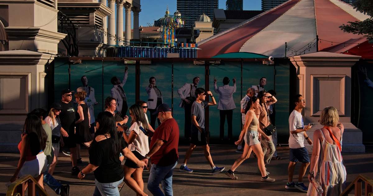 Record Heatwave Scorches US, Las Vegas Hits 115°F+ for 7 Days