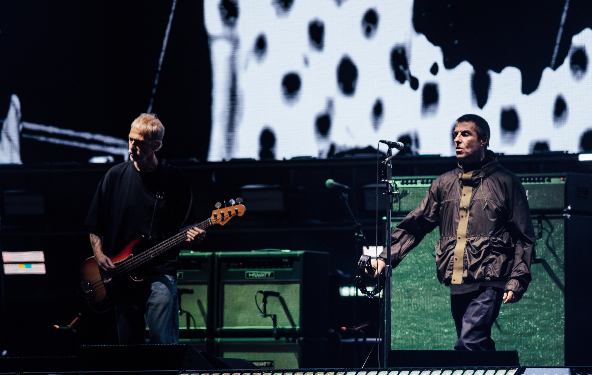 Oasis Reunites for a Thrilling Comeback Performance