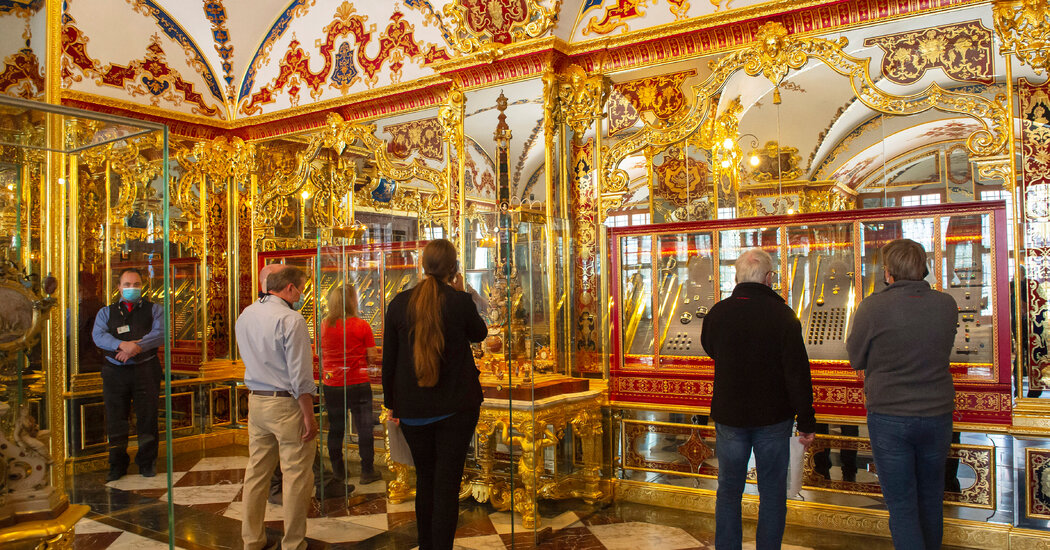 Featured image for Five Men Found Guilty in Green Vault Jewel Heist