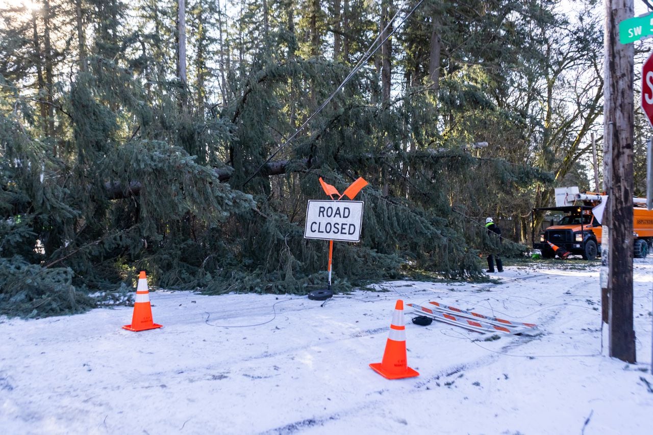 "Portland Winter Storm Update: Road Closures and Delays Map"