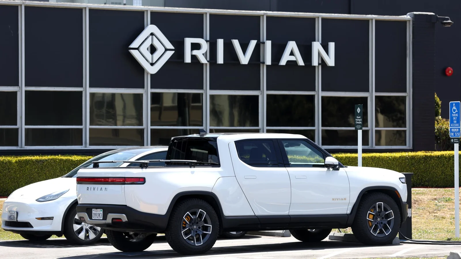 Top Stock Market Movers: Rivian, Airbnb, Twilio, and More