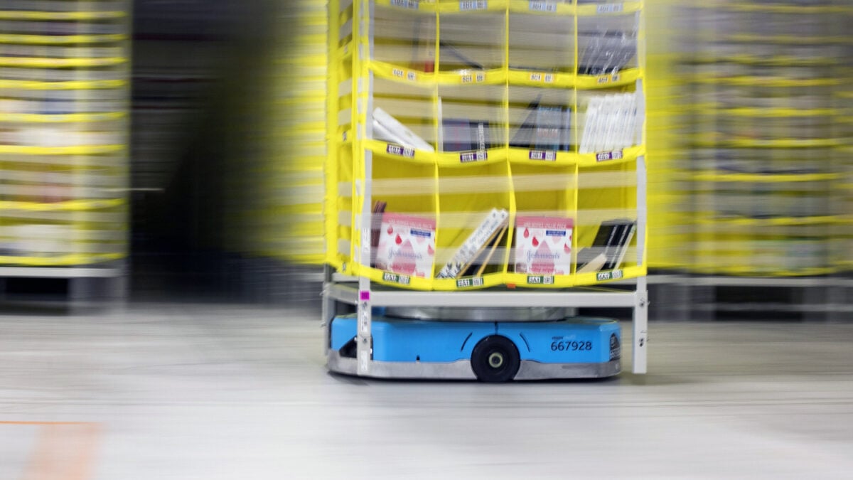 Featured image for Amazon Reaches 1 Million Robots in Warehouses, Reducing Human Staff