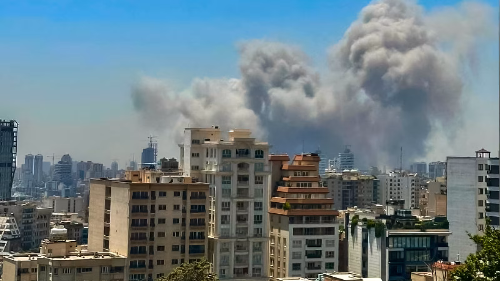 Featured image for Escalating Tensions: Israel and US Strikes Target Iran's Key Sites