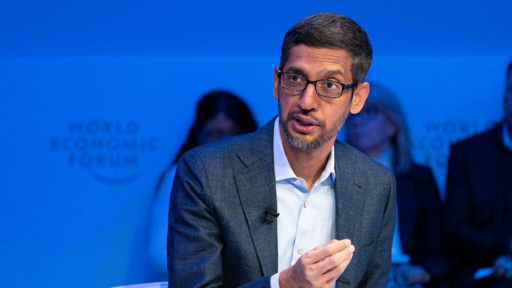 "Tech Industry Faces Layoffs and Cost-Cutting Measures Amid Lack of Vision and AI Impact"