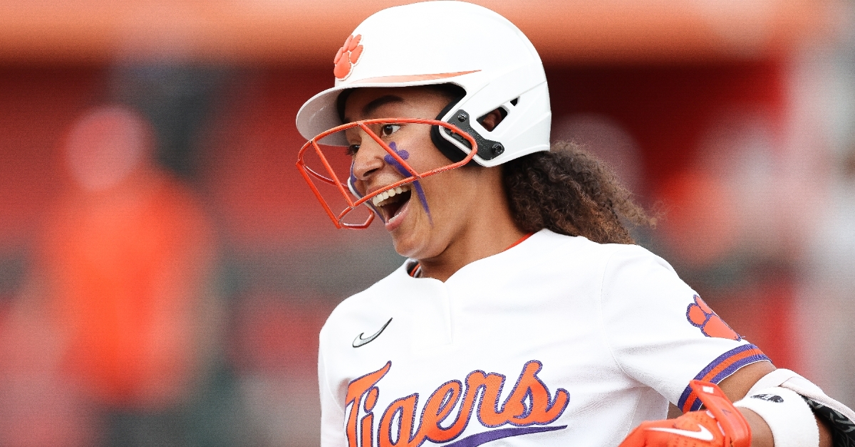 Tigers and Yellow Jackets dominate in rivalry matchups.