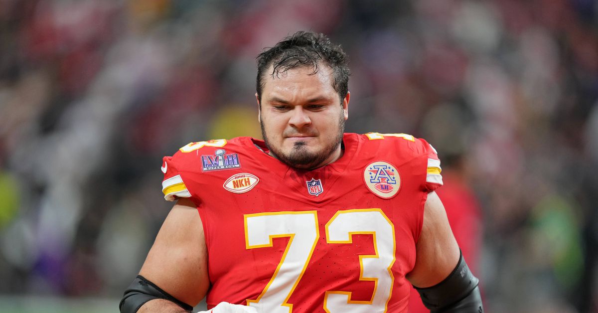 Featured image for "Chiefs Guard Nick Allegretti Played Super Bowl with Torn UCL"