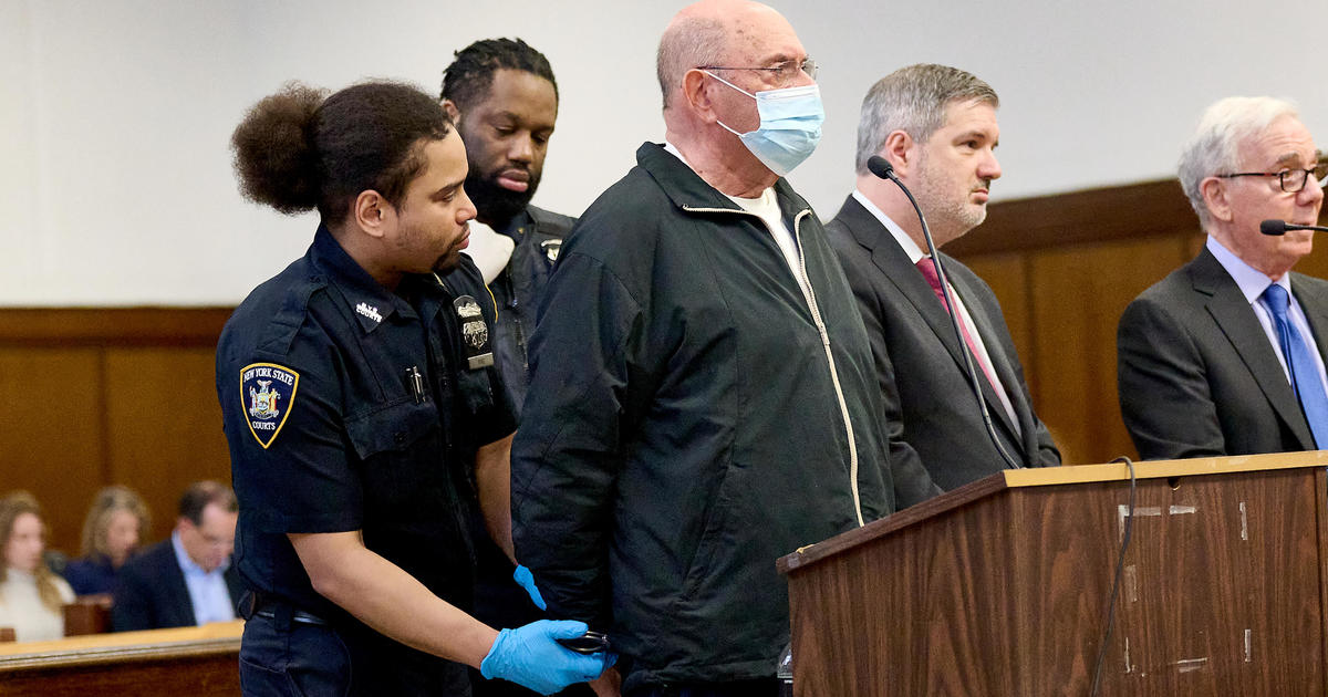 Featured image for Trump Organization's Former CFO Allen Weisselberg Sentenced to 5 Months for Perjury