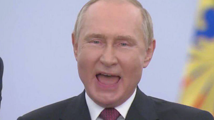 Putin Takes Action to Stop Exodus from Russia