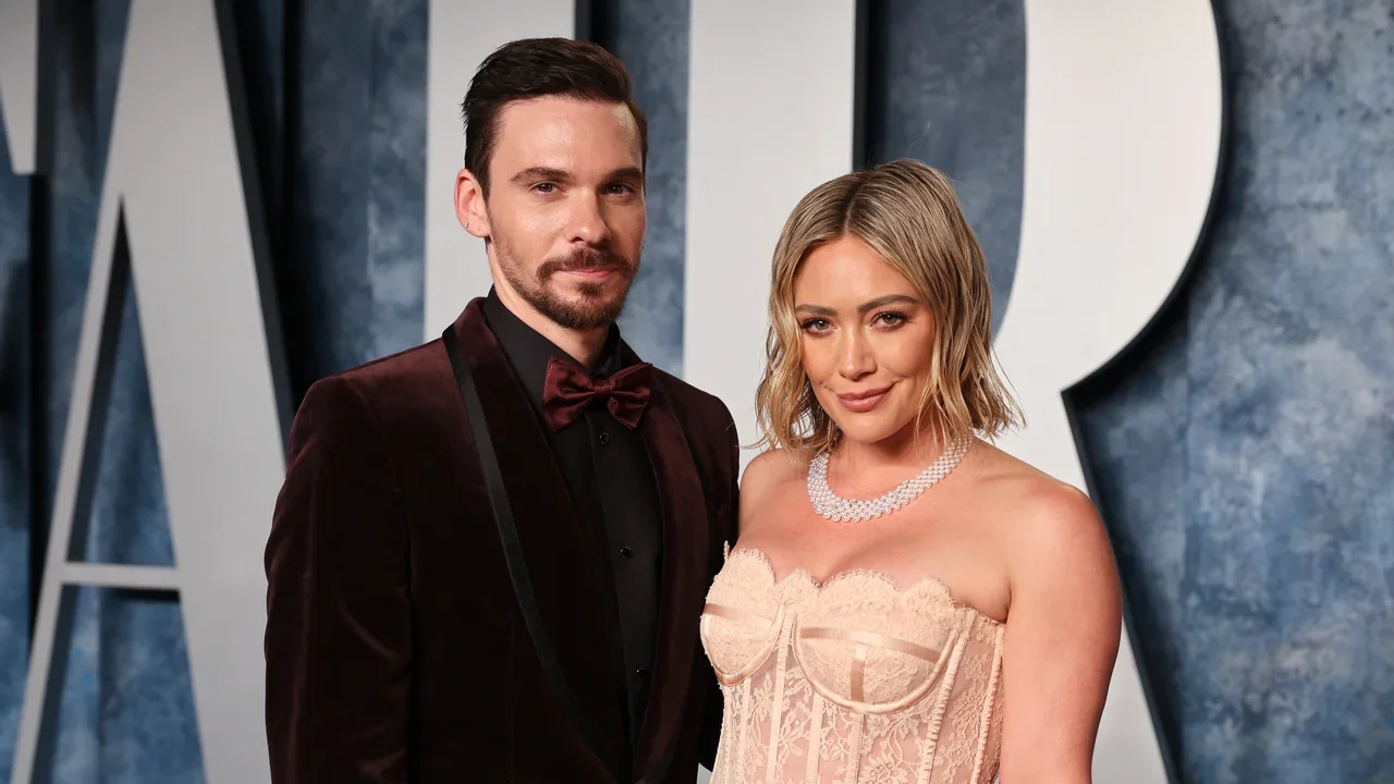 Hilary Duff Expecting Fourth Child in Adorable Holiday Announcement