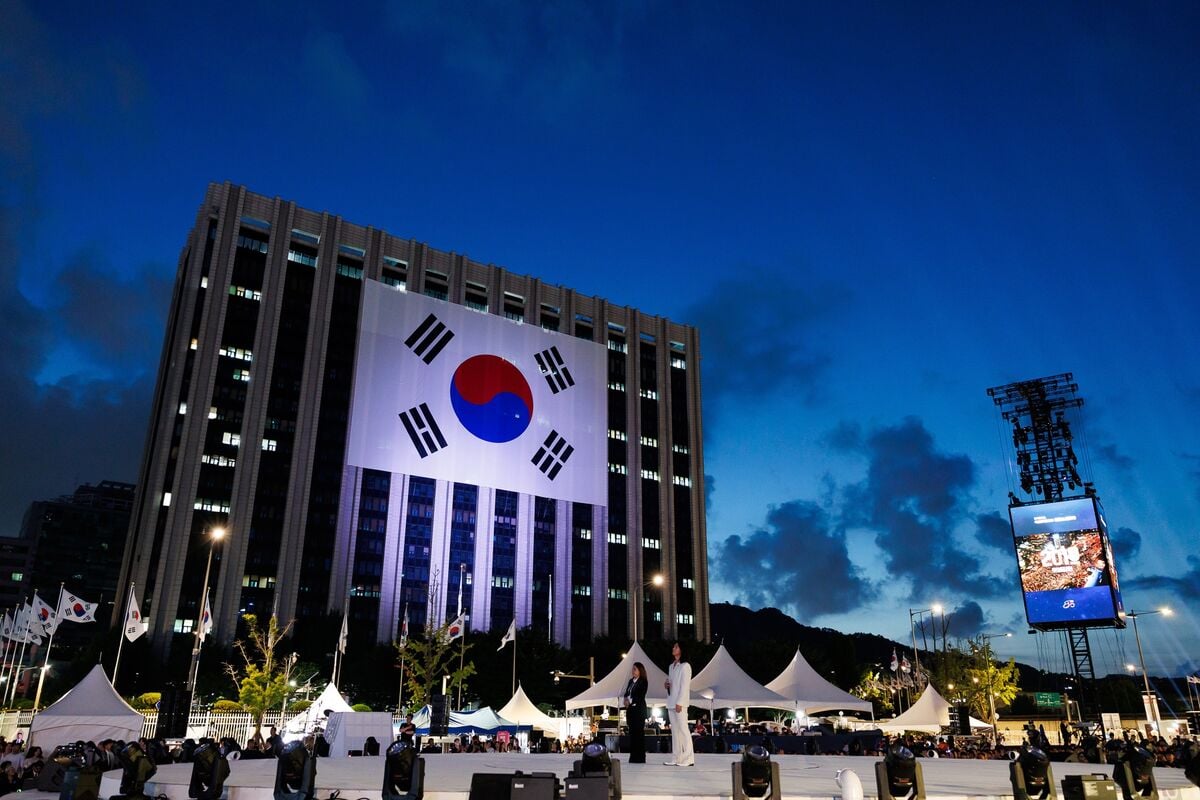 Featured image for Trump Criticizes South Korea Amid Diplomatic Visits and Talks