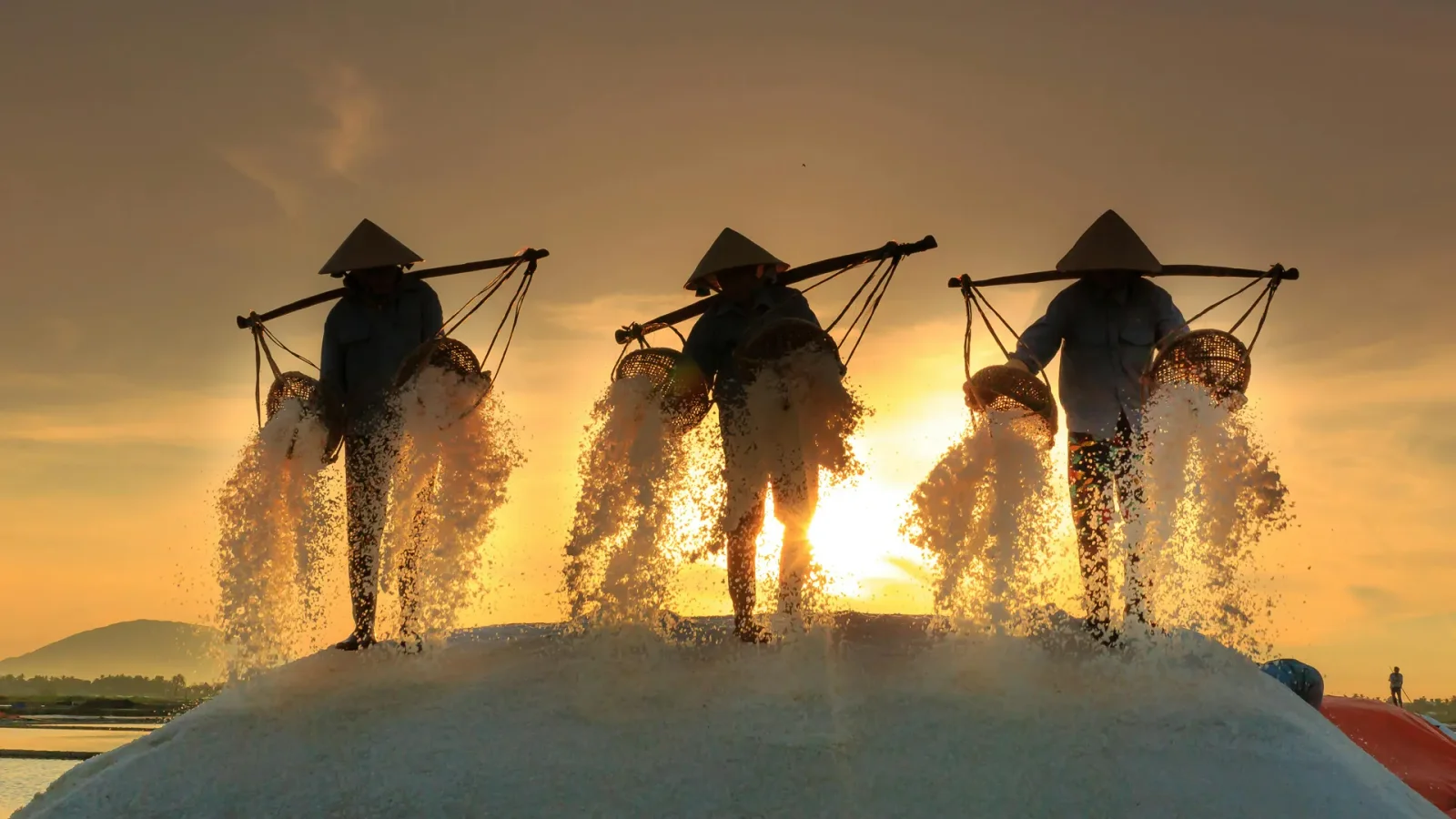 Ancient Queensland salt caverns could become Australia’s clean-energy backbone