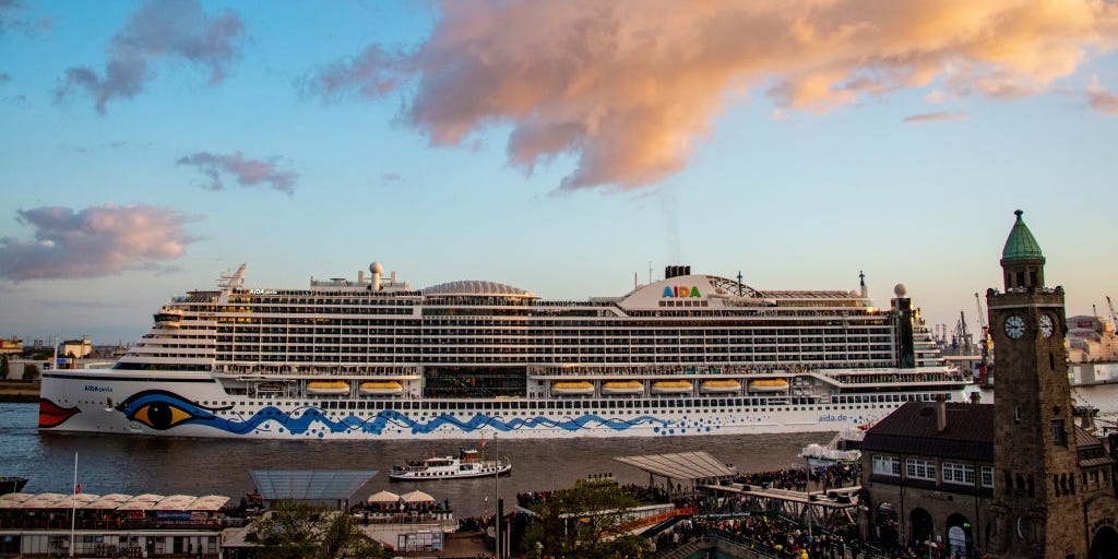 Featured image for Cruise Ship Crew Member Missing: Search Underway in English Channel