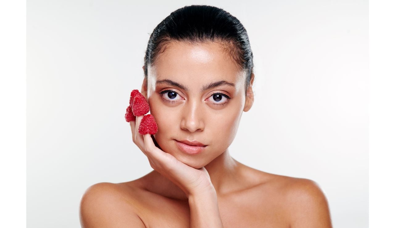 "Dr. Oz: The Key to Healthy Skin Lies in a Good Diet"
