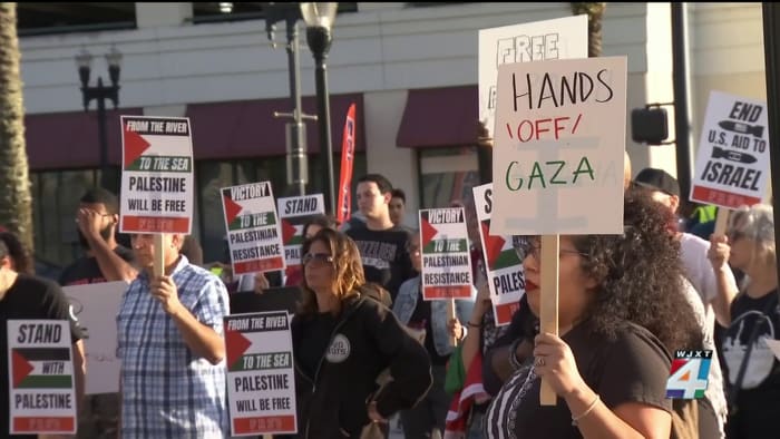 "Protests ignite across US, demanding change in US-Israel relations"