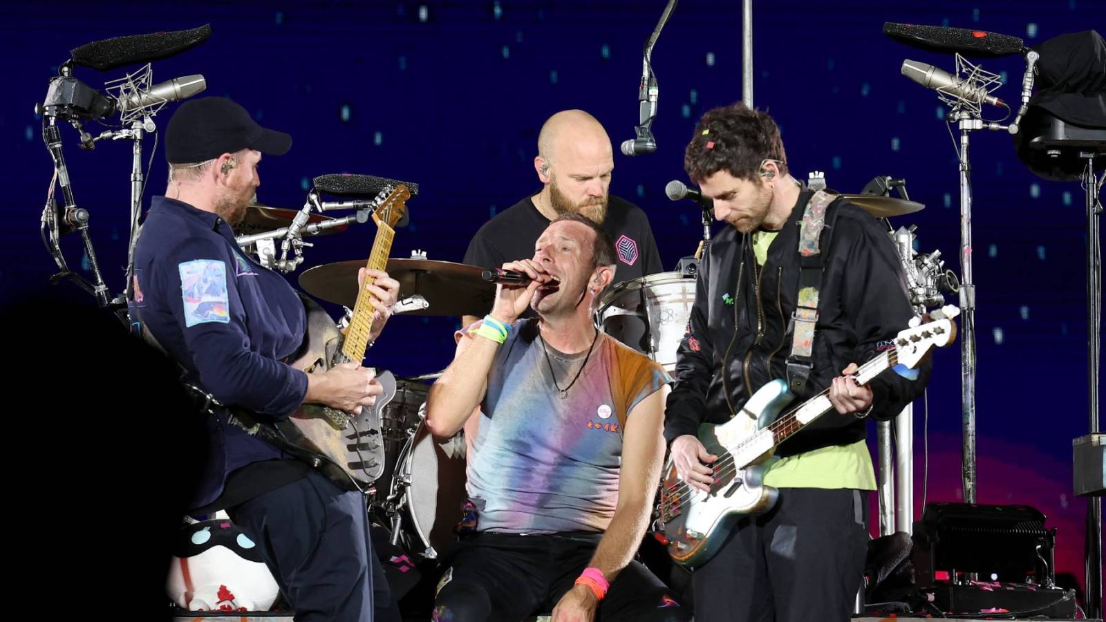 Coldplay Fights Back: Countersuing Ex-Manager Over Tour Mismanagement