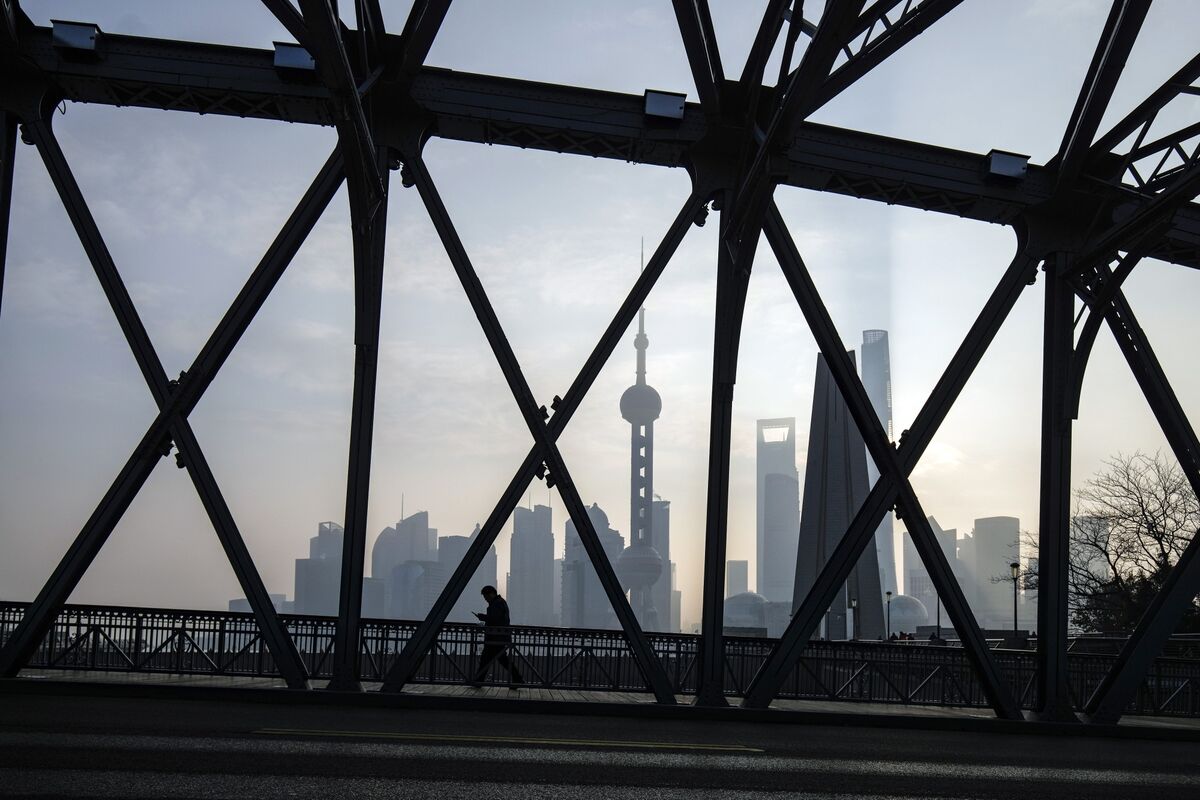 "Chinese Banks Enforce Stricter Restrictions on Russia in Response to US Sanctions"