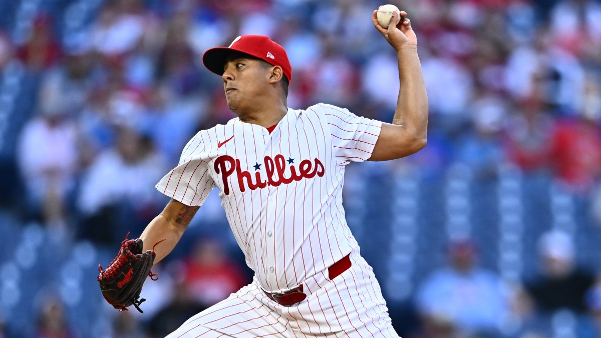 Featured image for Ranger Suárez Recovering Well After Hand Injury, X-Rays Negative