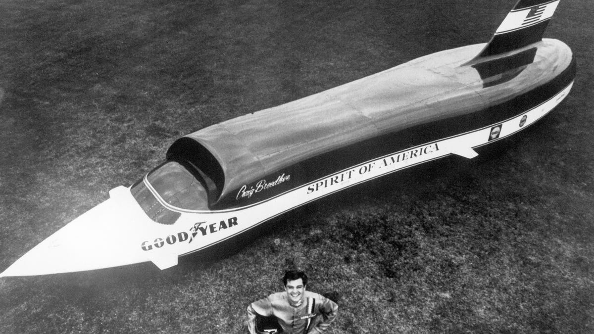 Featured image for Land-speed racing legend Craig Breedlove dies at 86.