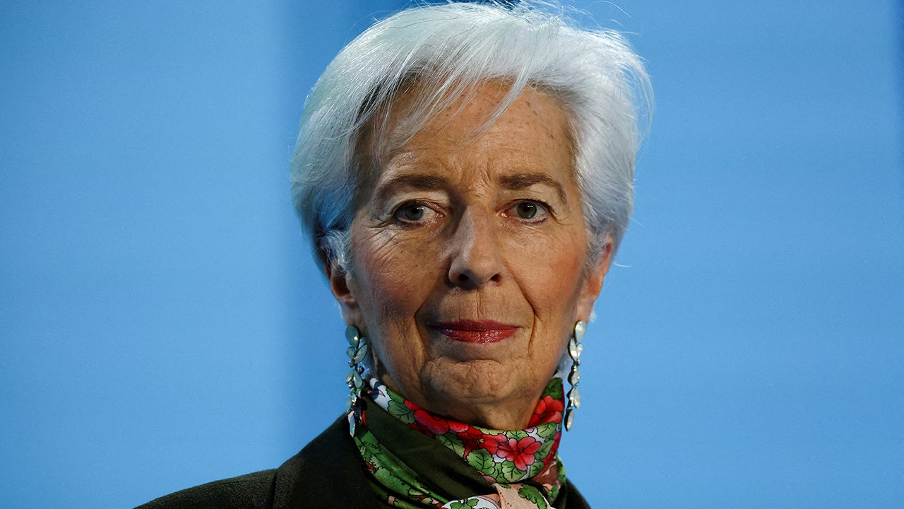 Lagarde weighs in on US debt and global economic recovery.