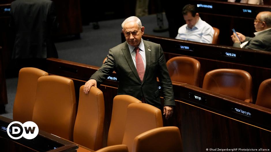 Israel grants prime minister immunity from removal.