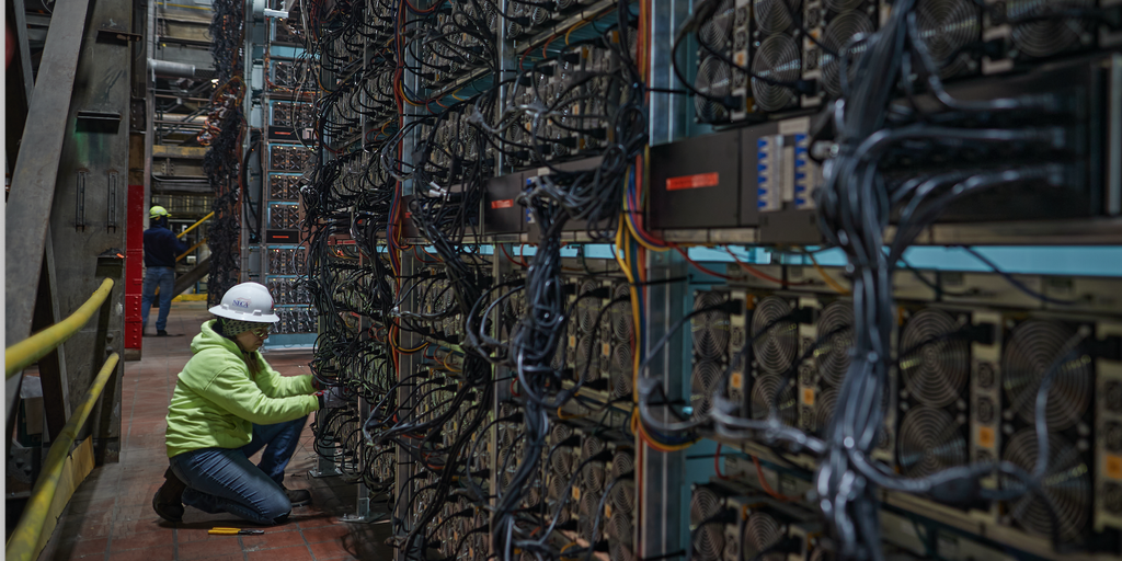 Greenidge and Core Scientific Partner to Deploy Over 18,000 Bitcoin Miners Despite Bankruptcy Challenges